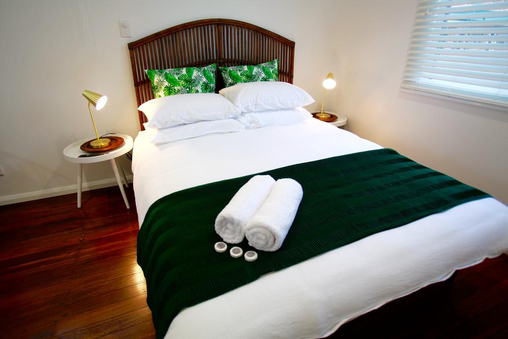Tea Gardens NSW Accommodation in Bendigo