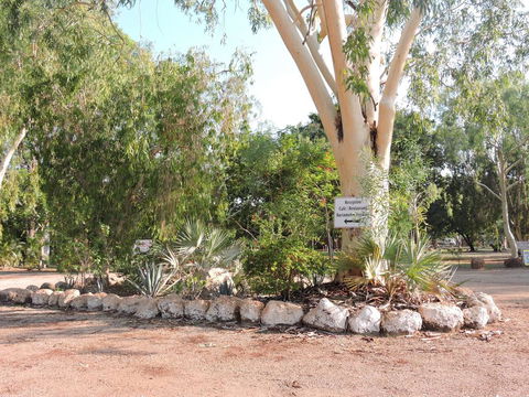 Territory Manor Motel & Caravan Park - Accommodation in Bendigo 2