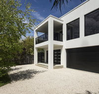 Pearl Hawley Beach - Accommodation in Bendigo