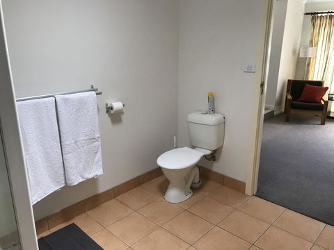 Oatlands Retreat - Accommodation in Bendigo 11
