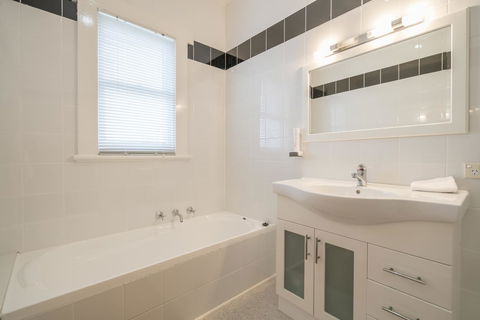 Tarraleah Estate - Accommodation in Bendigo 15