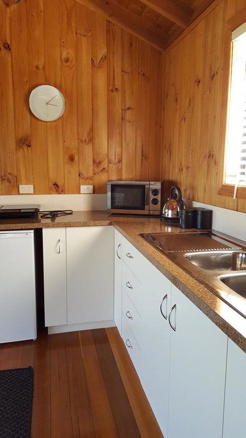 Hazelcreek Cottages - Accommodation in Bendigo 35