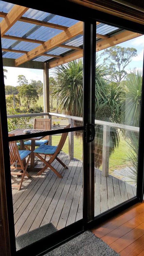 Hazelcreek Cottages - Accommodation in Bendigo 9