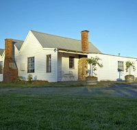 Buttons Cottage - Accommodation in Bendigo