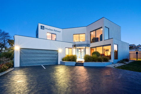 Madsen Retreat - Accommodation in Bendigo 0