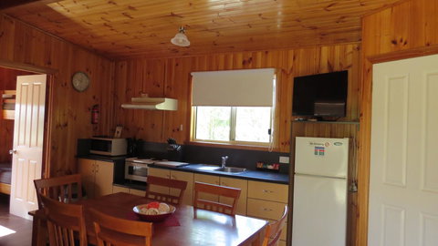 Captain Cook Holiday Park - Accommodation in Bendigo 36