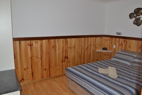Captain Cook Holiday Park - Accommodation in Bendigo 19