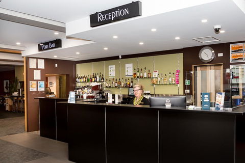 Edgewater Hotel - Accommodation in Bendigo 2