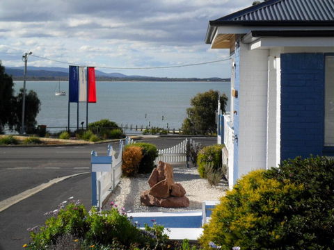 Freycinet Waters - Accommodation in Bendigo 26