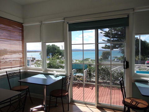 Freycinet Waters - Accommodation in Bendigo 11