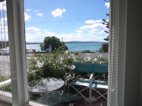 Freycinet Waters - Accommodation in Bendigo 10