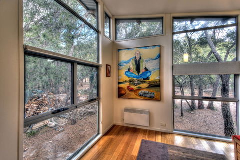 Freycinet Eco Luxe ~ Forest ~ Ocean ~ Mountain - Accommodation in Bendigo 3