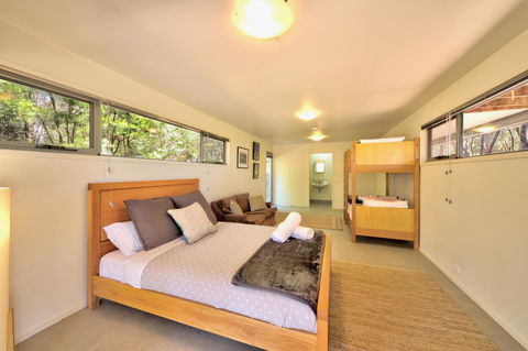 Freycinet Eco Luxe ~ Forest ~ Ocean ~ Mountain - Accommodation in Bendigo 5
