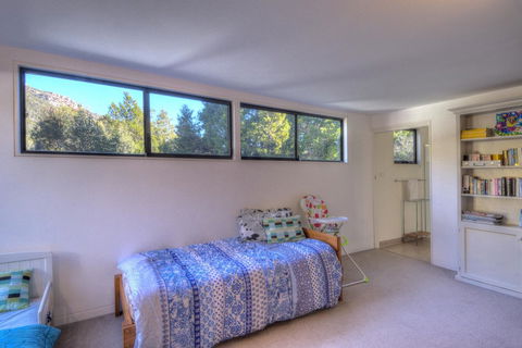 Cove Cottage - Accommodation in Bendigo 13