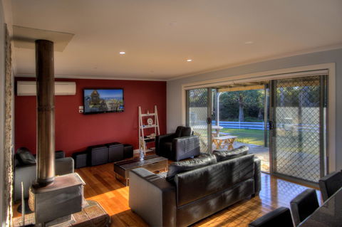 Muirs Beach Retreat - Accommodation in Bendigo 1