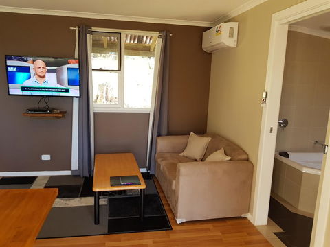 Cradle Alpine Retreat - Accommodation in Bendigo 21