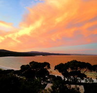 DOLPHIN LOOKOUT COTTAGE - amazing views of the Bay of Fires - Accommodation in Bendigo