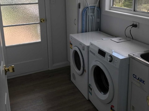 Derby Digs Cottage - Accommodation in Bendigo 12