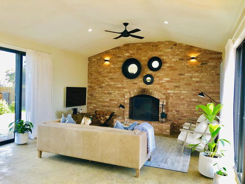 EMBRACING EVANDALE - Hosted By L'Abode Accommodation - Accommodation in Bendigo 7