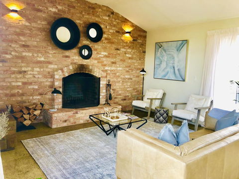 EMBRACING EVANDALE - Hosted By L'Abode Accommodation - Accommodation in Bendigo 10