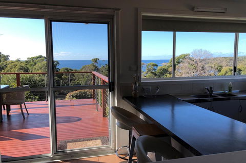 BAY OF FIRES SEACHANGE Ocean Frontage - Accommodation in Bendigo 3