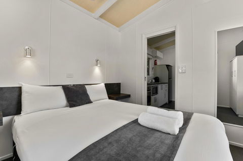 Bright Riverside Holiday Park - Accommodation in Bendigo 31