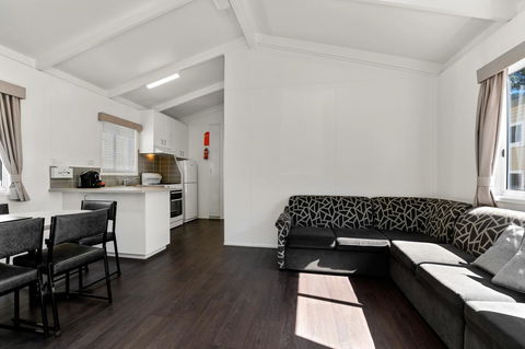 Bright Riverside Holiday Park - Accommodation in Bendigo 6