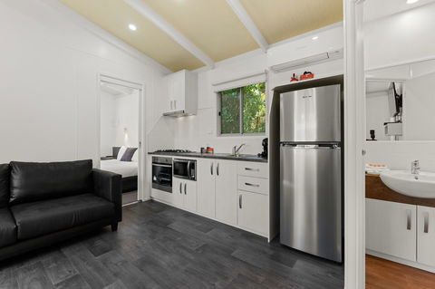 Bright Riverside Holiday Park - Accommodation in Bendigo 34
