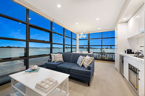 The Hamptons Apartments - St Kilda - Accommodation in Bendigo 26