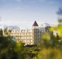 Deep Blue Hotel  Hot Springs - Accommodation in Bendigo