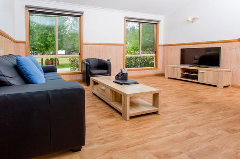 Discovery Parks - Bright - Accommodation in Bendigo 18