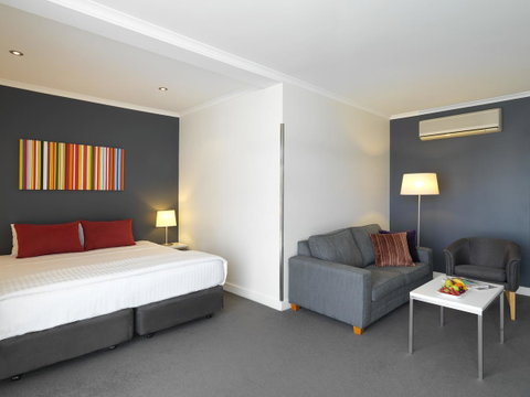The Parkmore Hotel - Accommodation in Bendigo 24