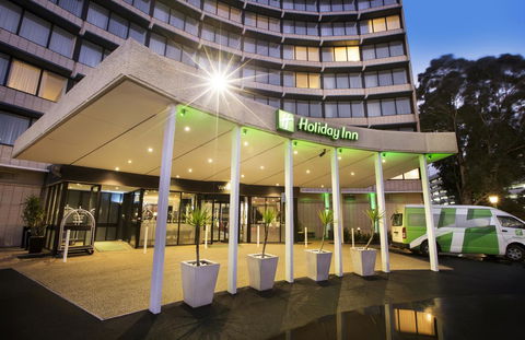 Holiday Inn Melbourne Airport, An IHG Hotel - Accommodation in Bendigo 0