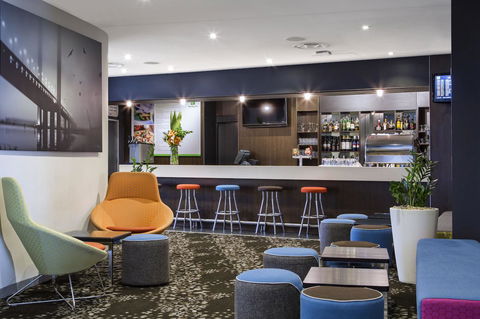 Holiday Inn Melbourne Airport, An IHG Hotel - Accommodation in Bendigo 3