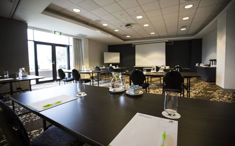 Holiday Inn Melbourne Airport, An IHG Hotel - Accommodation in Bendigo 23