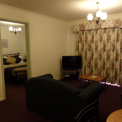 Bright Chalet - Accommodation in Bendigo 10