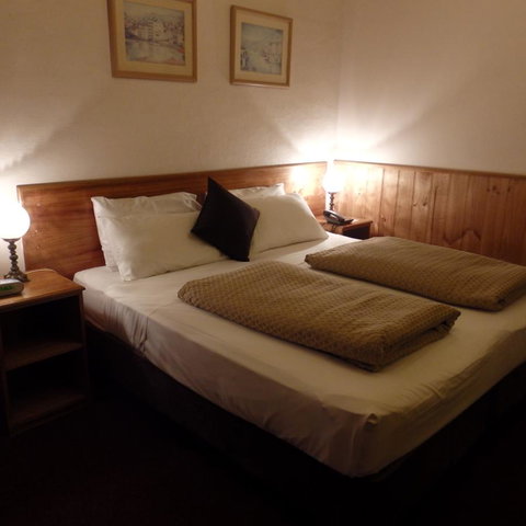 Bright Chalet - Accommodation in Bendigo 5