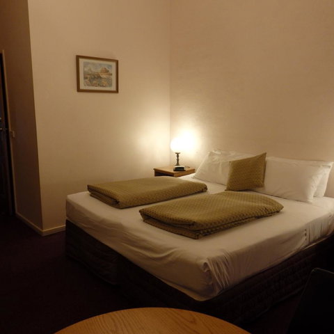 Bright Chalet - Accommodation in Bendigo 11