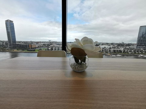 Waterside S Collection - Accommodation in Bendigo 13