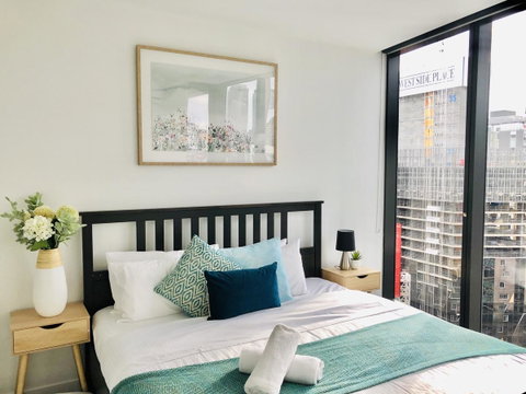 The Escape In Southern Cross Station - Accommodation in Bendigo 22
