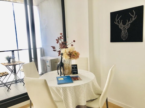 The Escape In Southern Cross Station - Accommodation in Bendigo 31