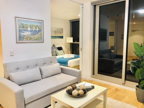 The Escape In Southern Cross Station - Accommodation in Bendigo 27
