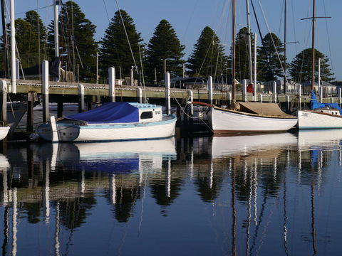 Eastern Beach Holiday Units - Accommodation in Bendigo 9