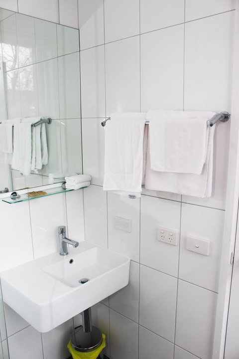 CROWN CENTRAL BUSINESS DISTRICT MOTEL - NO UNDER 18s - Accommodation in Bendigo 42
