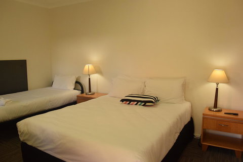 CROWN CENTRAL BUSINESS DISTRICT MOTEL - NO UNDER 18s - Accommodation in Bendigo 37