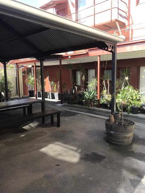 CROWN CENTRAL BUSINESS DISTRICT MOTEL - NO UNDER 18s - Accommodation in Bendigo 13