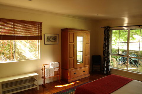 Merrimeet Cottages - Accommodation in Bendigo 44