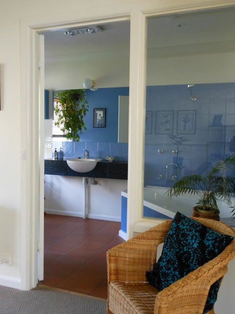 Merrimeet Cottages - Accommodation in Bendigo 8