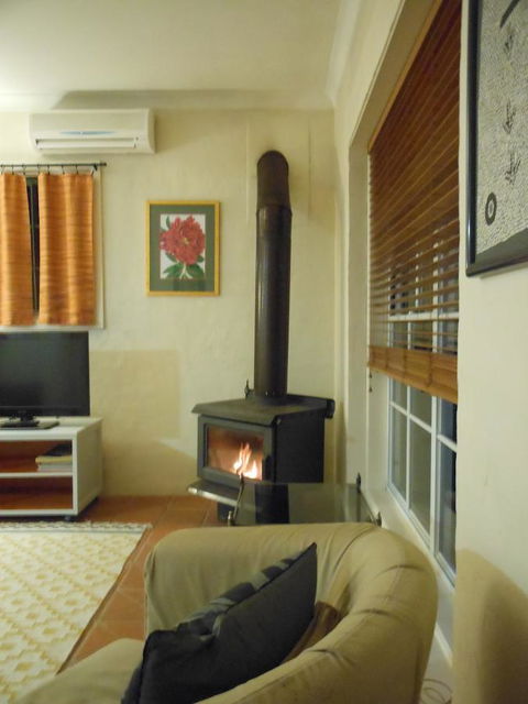 Merrimeet Cottages - Accommodation in Bendigo 25