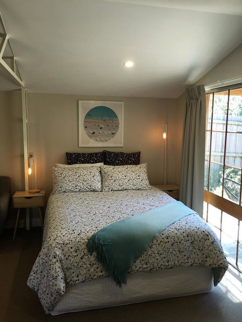 The Cosy Bungalow - Accommodation in Bendigo 4